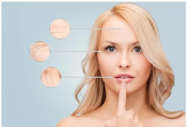 皮肤干燥暗沉长痘闭口,脸上的三角区老是长痘起干皮