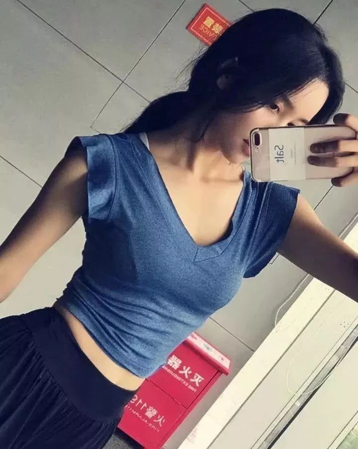 8个动作赶走腰部两侧赘肉,三个动作轻松减掉多余赘肉