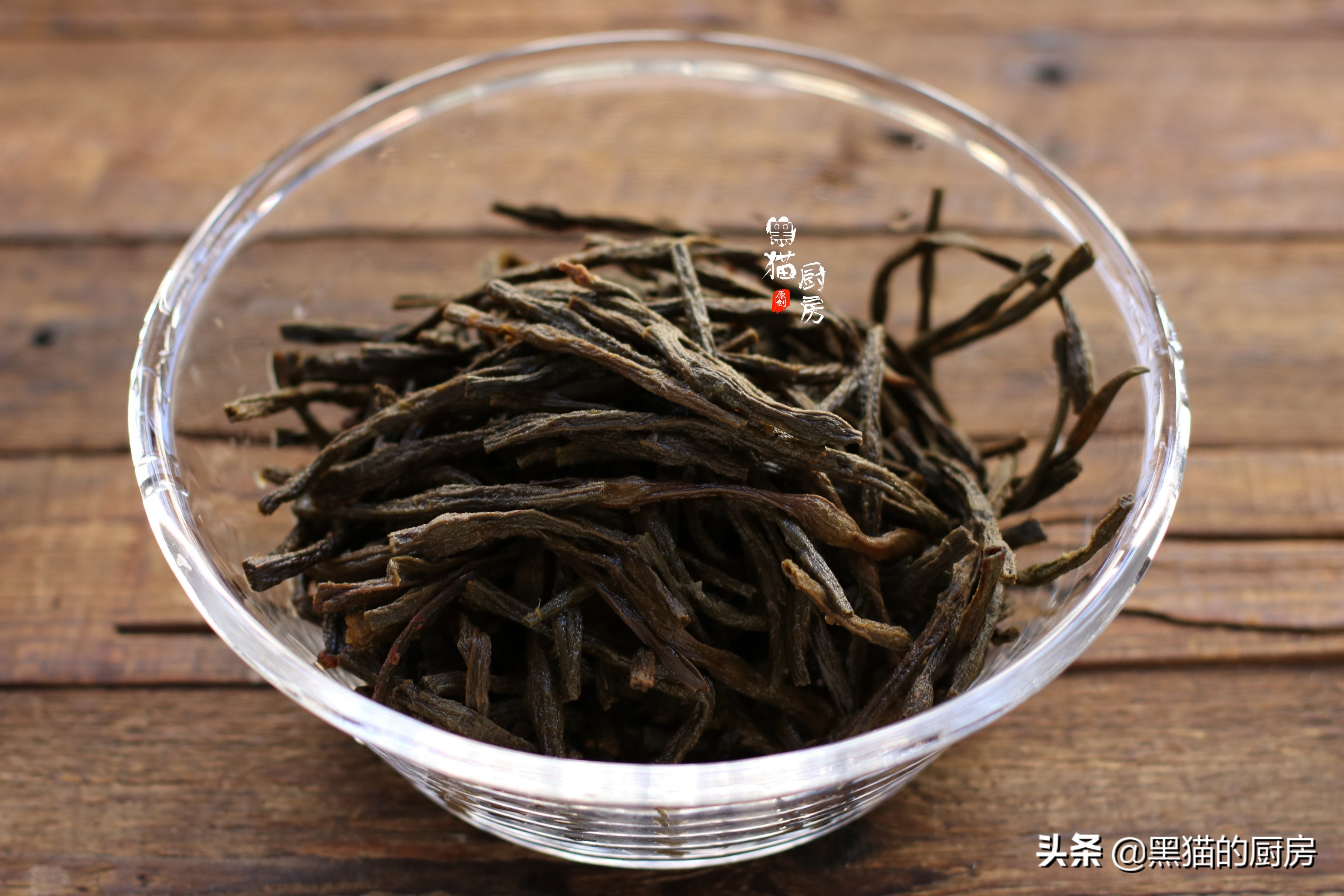 100斤新鲜蔬菜晒干有多少,10斤新鲜菜晒一斤干