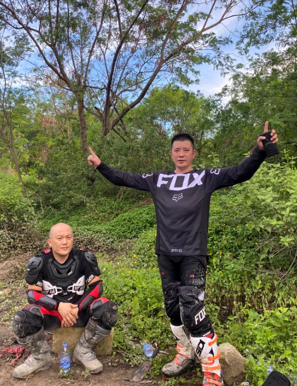 骑越野摩托对身体的好处,摩托越野车乐趣