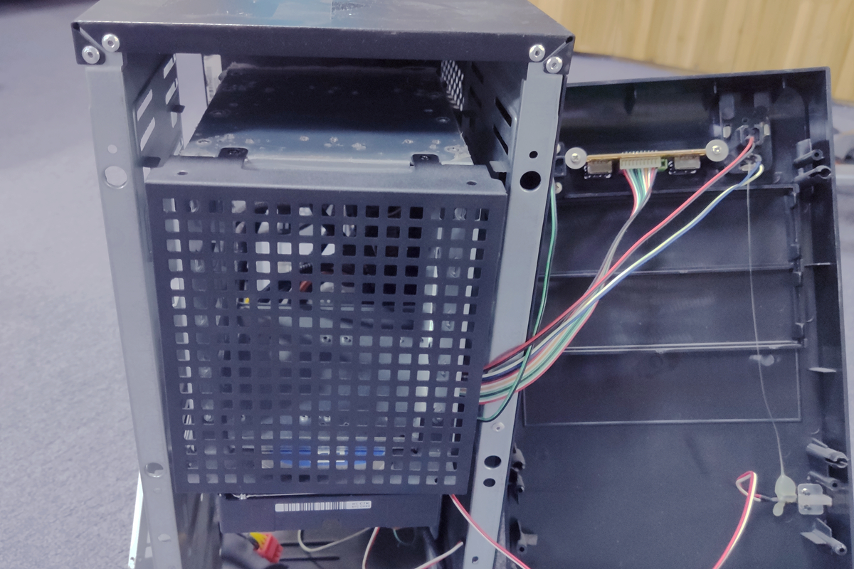 怎么给机箱升级硬盘,机箱升级机械硬盘