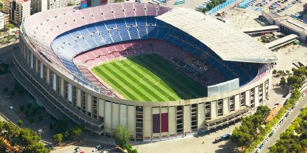 巴萨主场诺坎普球场效果图,巴萨诺坎普足球比赛