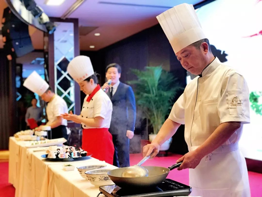 十三朝古都的美食文化,十三朝古都的美食