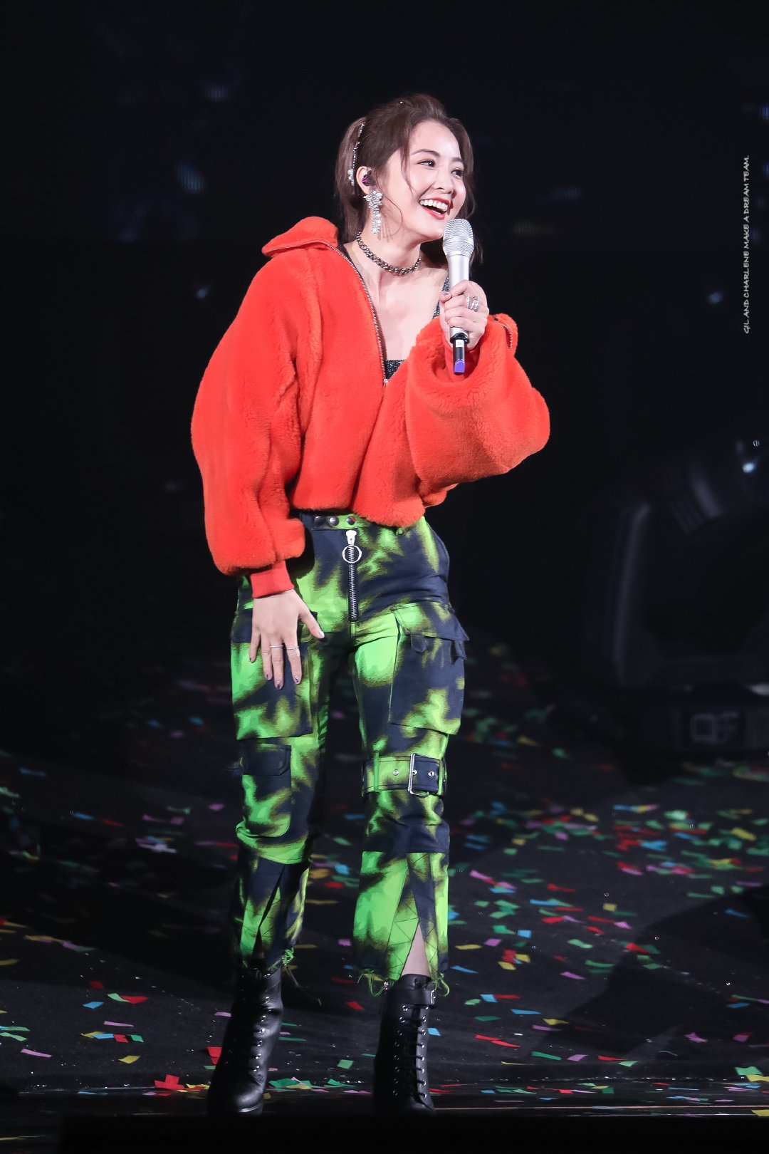 阿娇阿sa的双生感造型魅力在哪,twins组合阿娇和阿sa最新图片