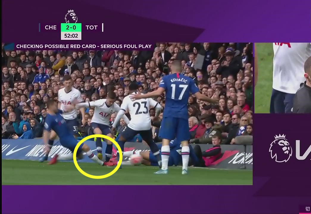 匪夷所思！热刺球员恶意踩踏，但裁判却视而不见，要VAR有何用