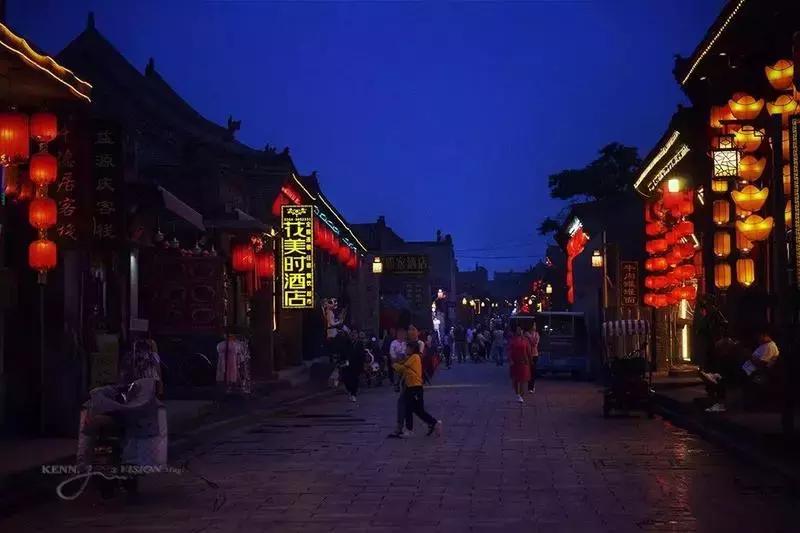 高铁直达西安旅游攻略,坐高铁到西安游古城墙和大雁塔