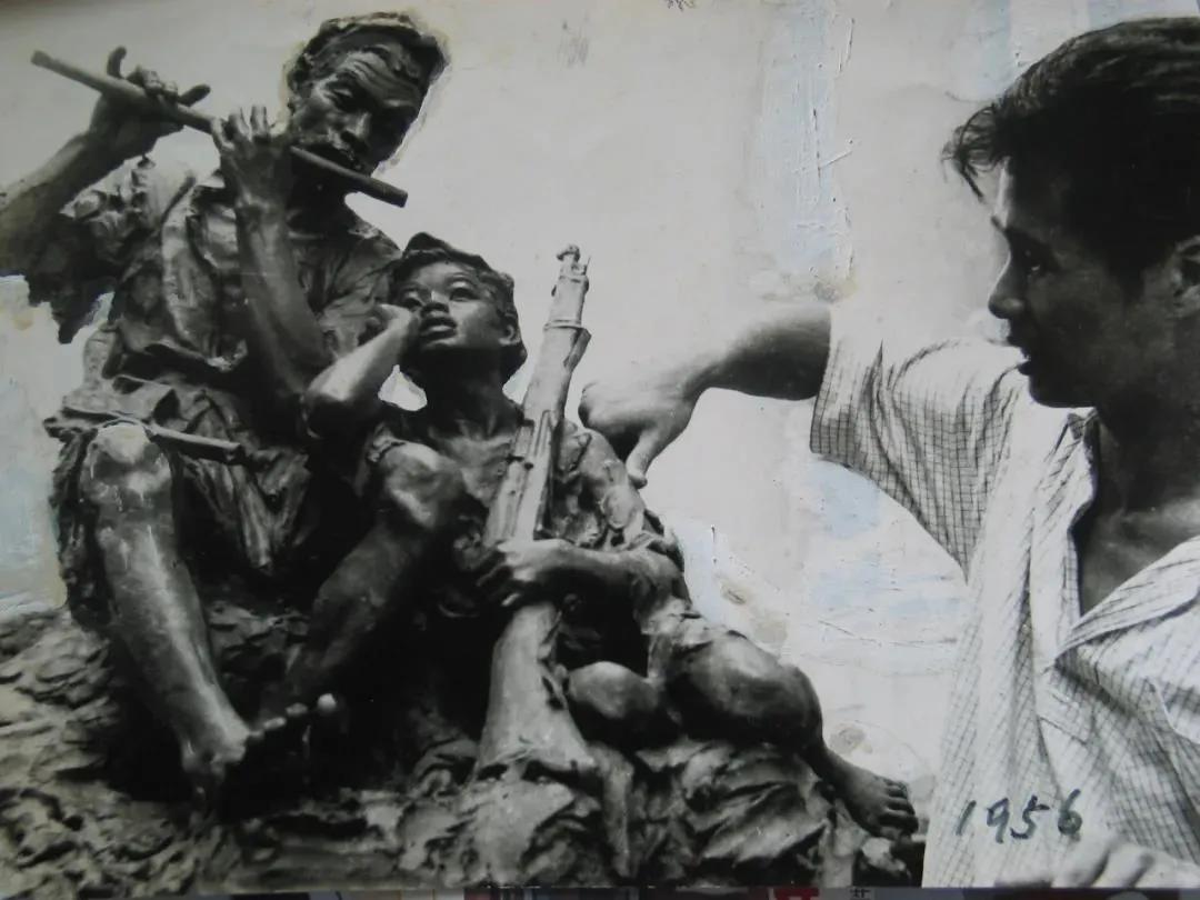 斯人已去，艰苦岁月里的笛声依旧