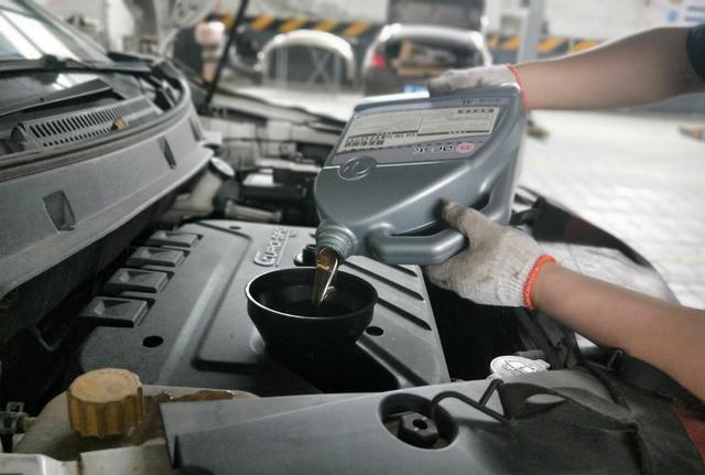 保养汽车小常识,4个最基础的汽车保养小常识