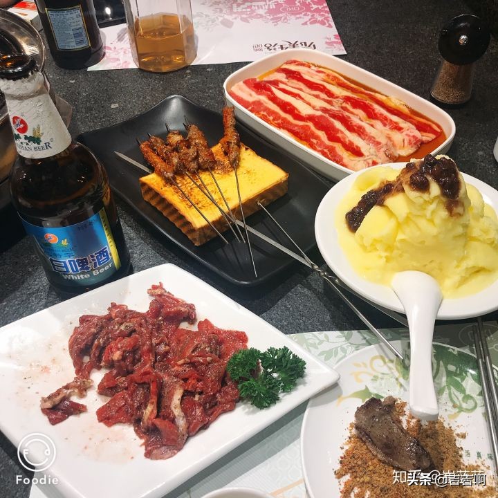 在东北吃饭是一种什么体验,跟东北人吃饭是什么体验