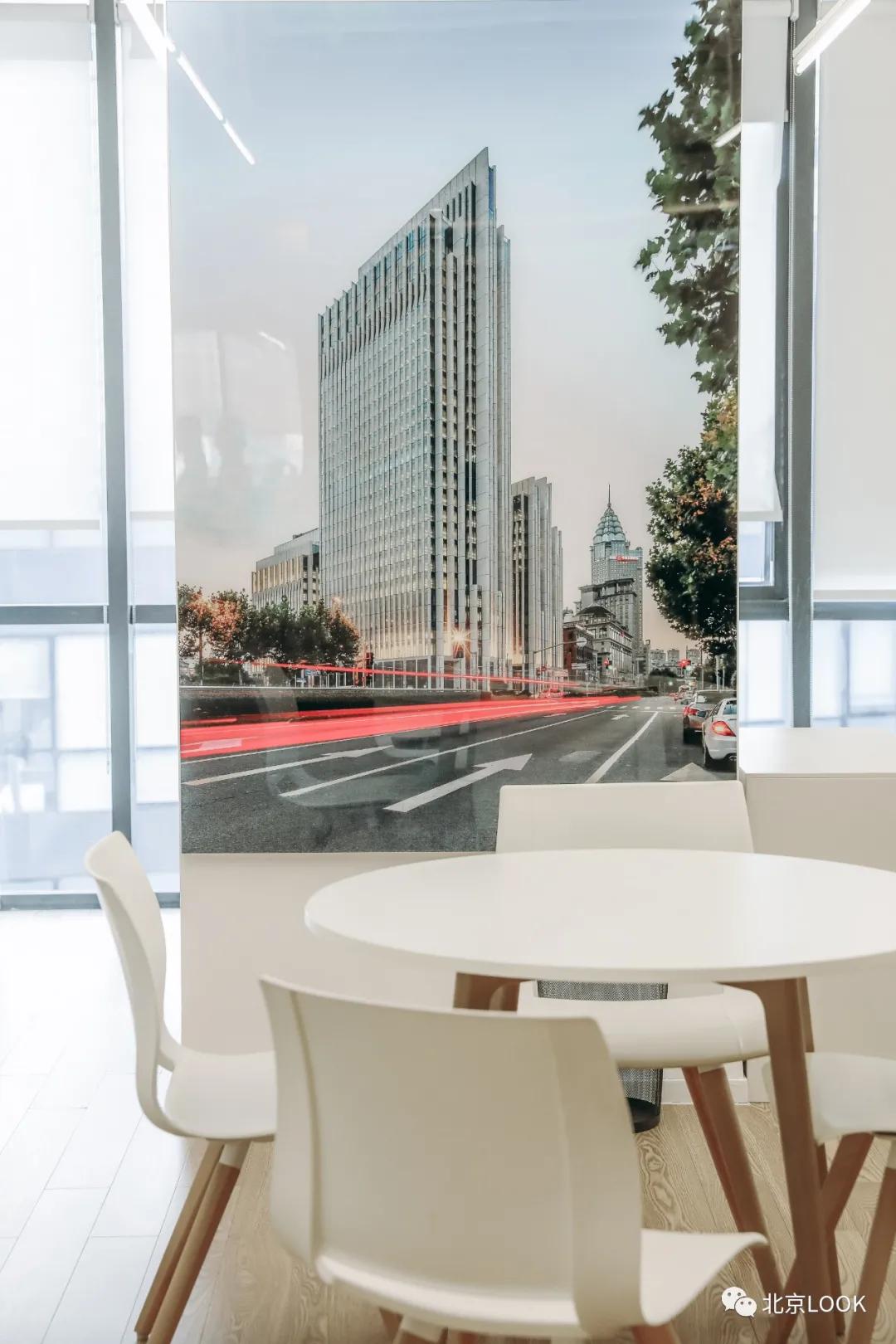 soho极简小办公室,soho北京总部设计