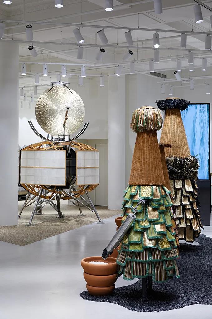 鐪奸暅寮哄娍鍥炲綊,鏃跺皻鐪奸暅娆㈣繋閫夎喘