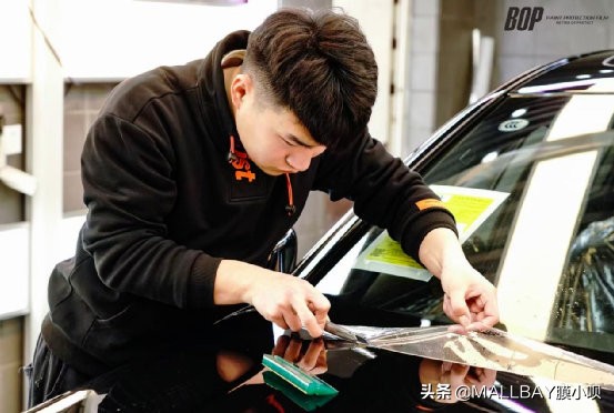 奔驰glc300贴隐形车衣效果图,奔驰glc300l隐形车衣哪种材料好