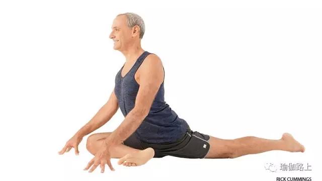 髋部太紧,髋太紧适合开髋的动作