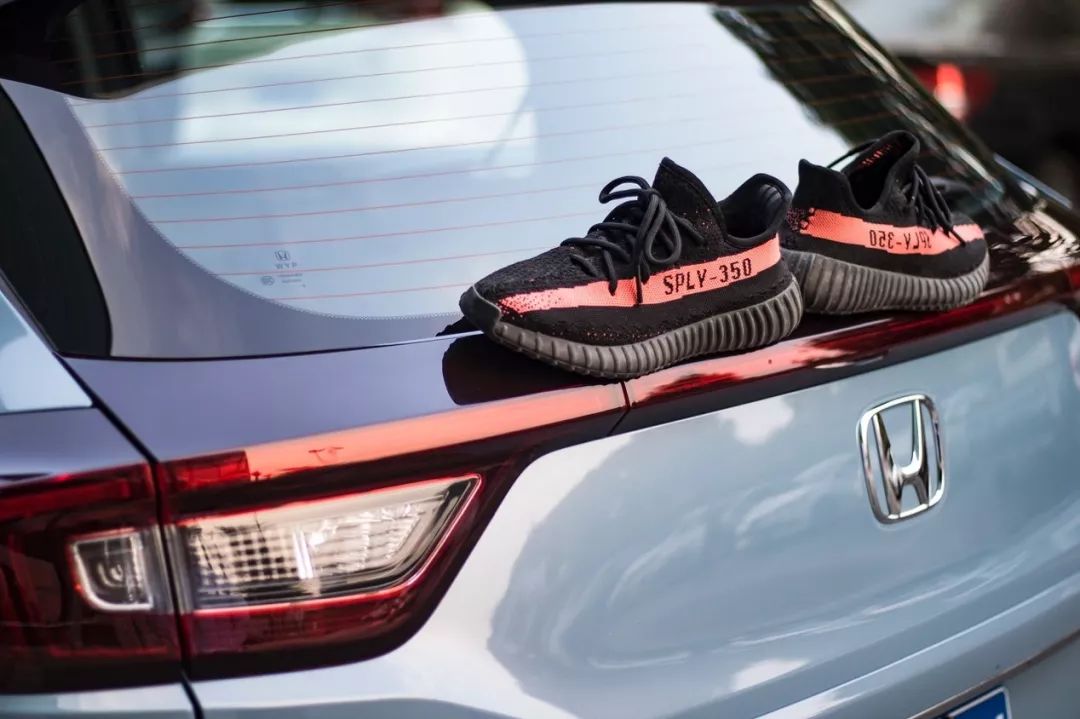 潮鞋与机车,潮鞋和跑车