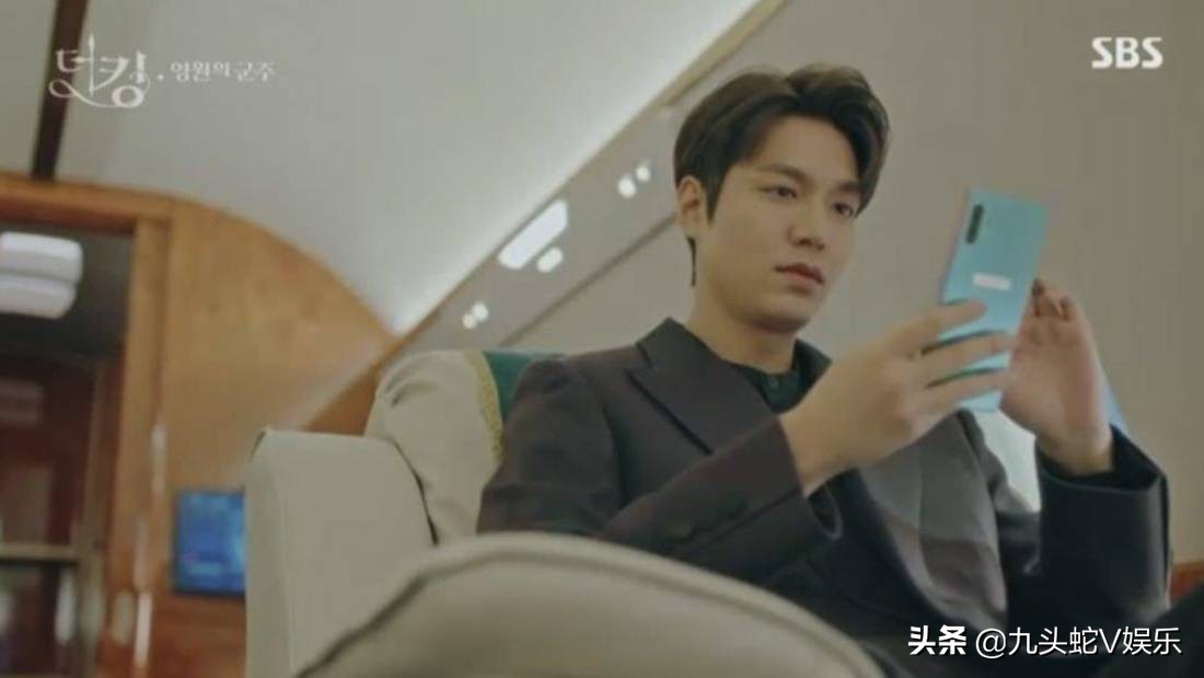 国外也玩双11吗？《永远的君主》李敏镐同款上架某购物平台