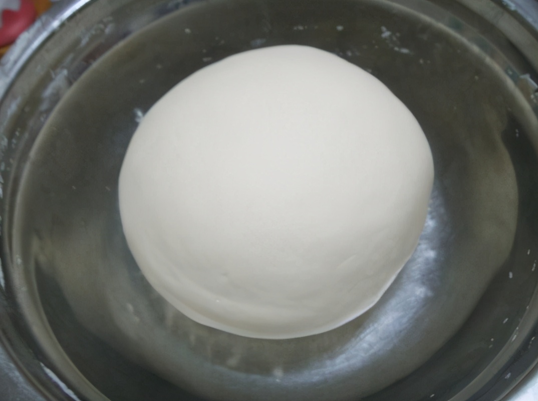 水煎包怎么做才好吃？分享详细制作过程，松软鲜香，底部焦黄不糊