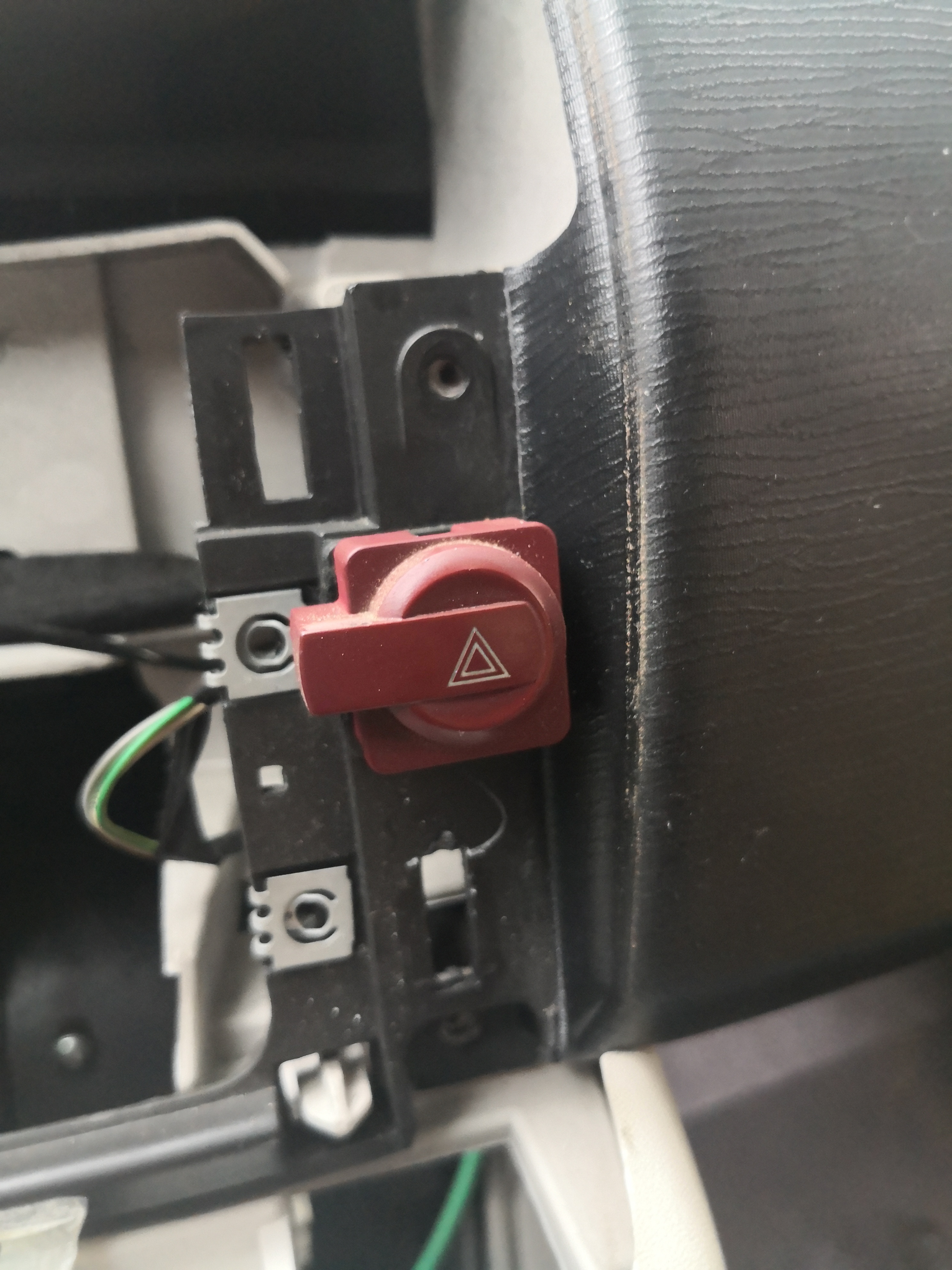 2012款世嘉改方向盘中控屏,2011款世嘉原车倒车影像