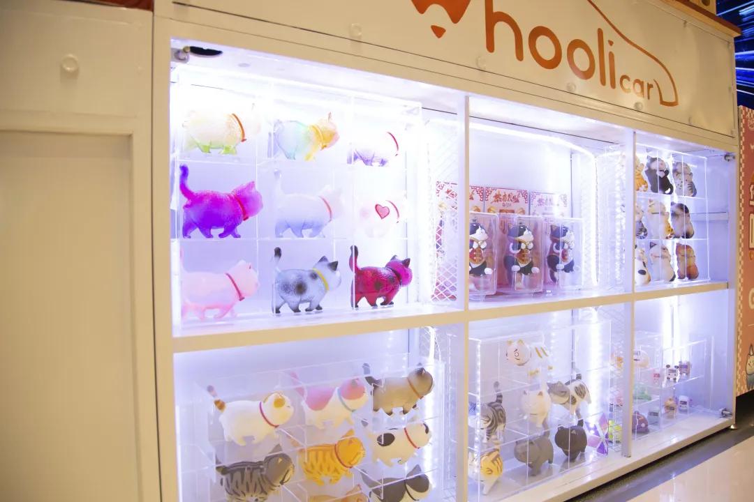 打卡圣地|华贸中心XHoolicar“喵喵满袋大聚会”