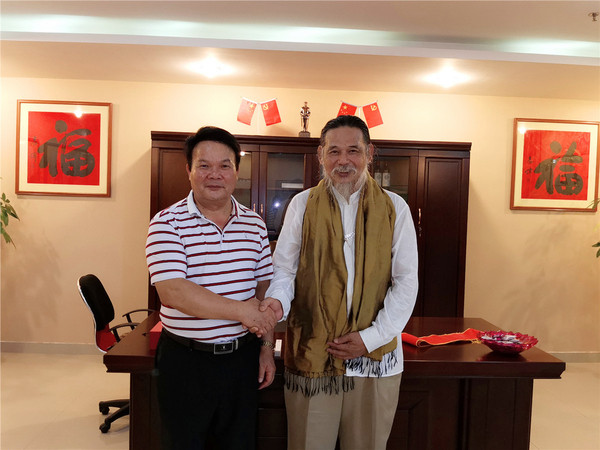 医朵居启动长寿基因蛋白一朵梅洗手50次