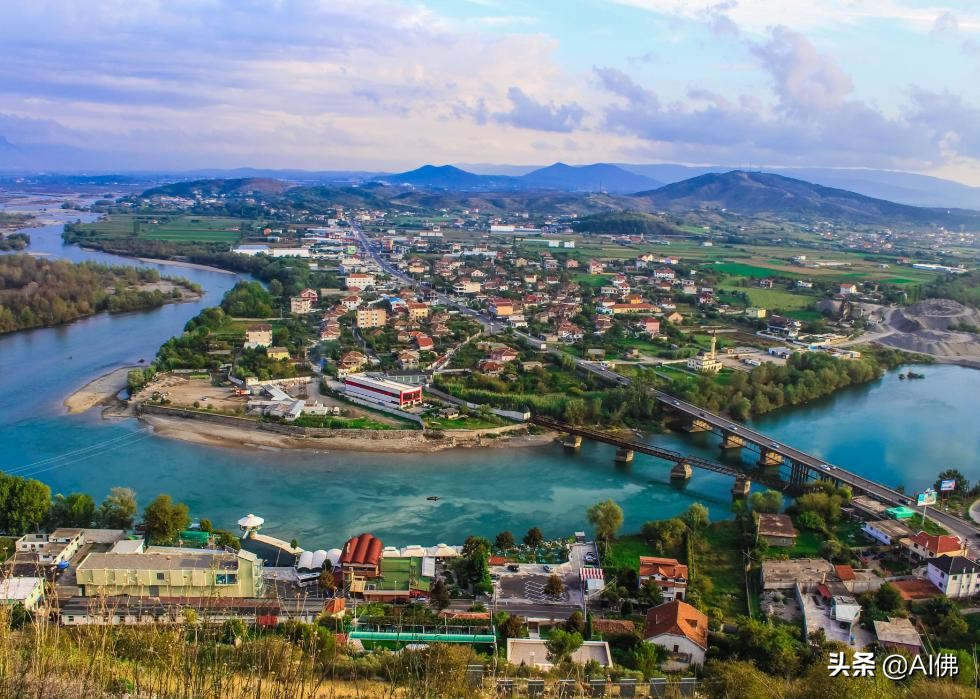 人均GDP最高的100个国家