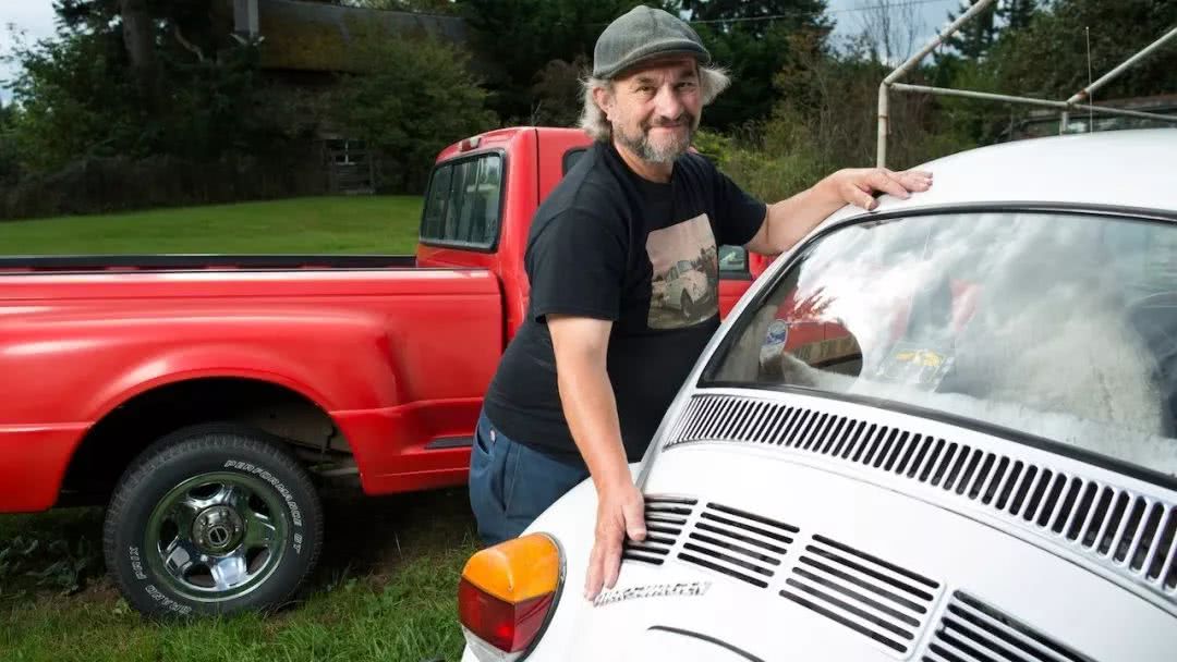 他和未婚妻处了5年,背地里居然买了14个橡胶娃娃!