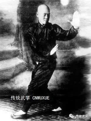 八卦掌转掌诀窍,八卦掌定势转掌