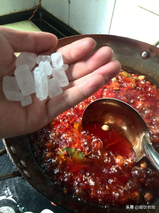 冷锅鱼火锅底料配方和炒制过程,海底捞火锅底料配方及制作过程