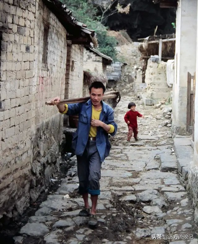 80年代桂林平乐老照片,老照片广西桂林1984年