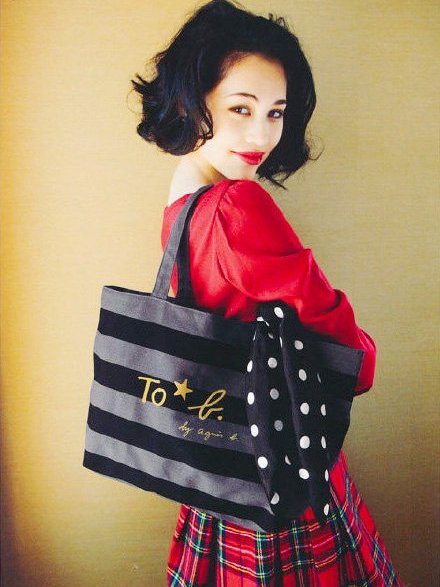 圆脸日系慵懒中性中短发卷发教程,日系圆脸短发发型女