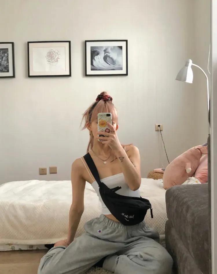 BM风穿搭夏天气质,bm风穿搭黑色上衣怎么搭裤子