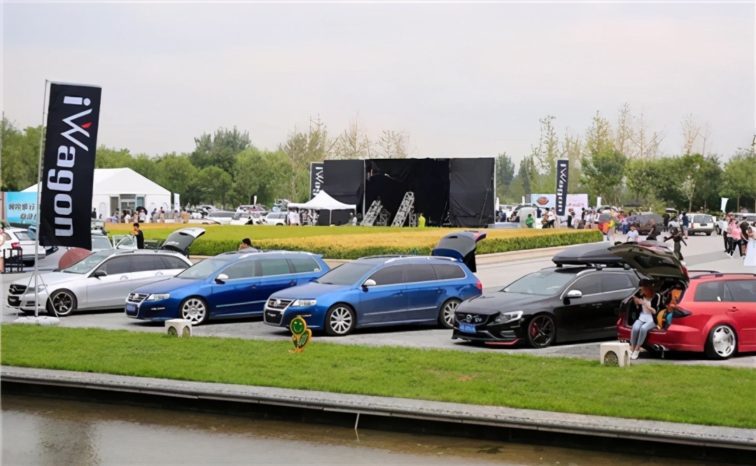 旅行车想出圈,是谁给的勇气?