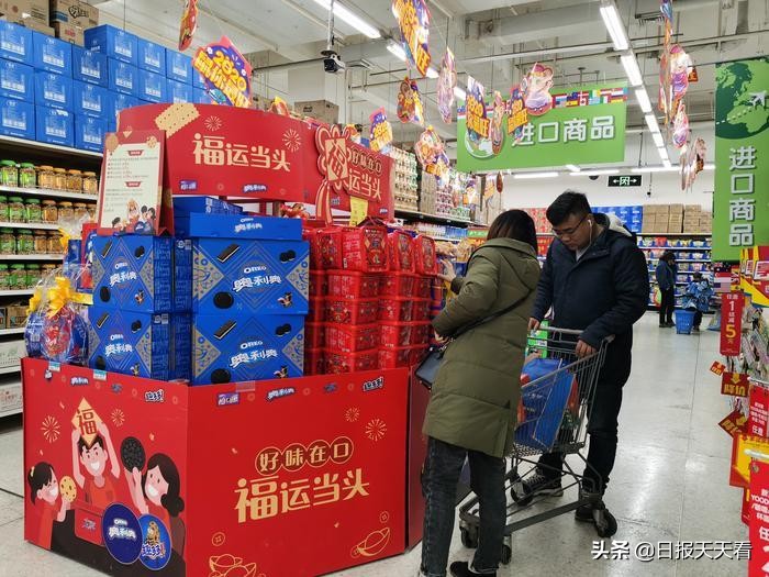 春节消费市场火爆健康年货走俏,年货市场消费升温