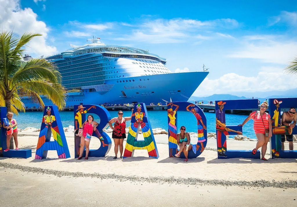 全球最大的邮轮厨房视频,世界最大的邮轮厨师