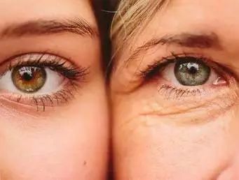 40岁妈妈显年轻,42岁妈妈颜值高显年轻