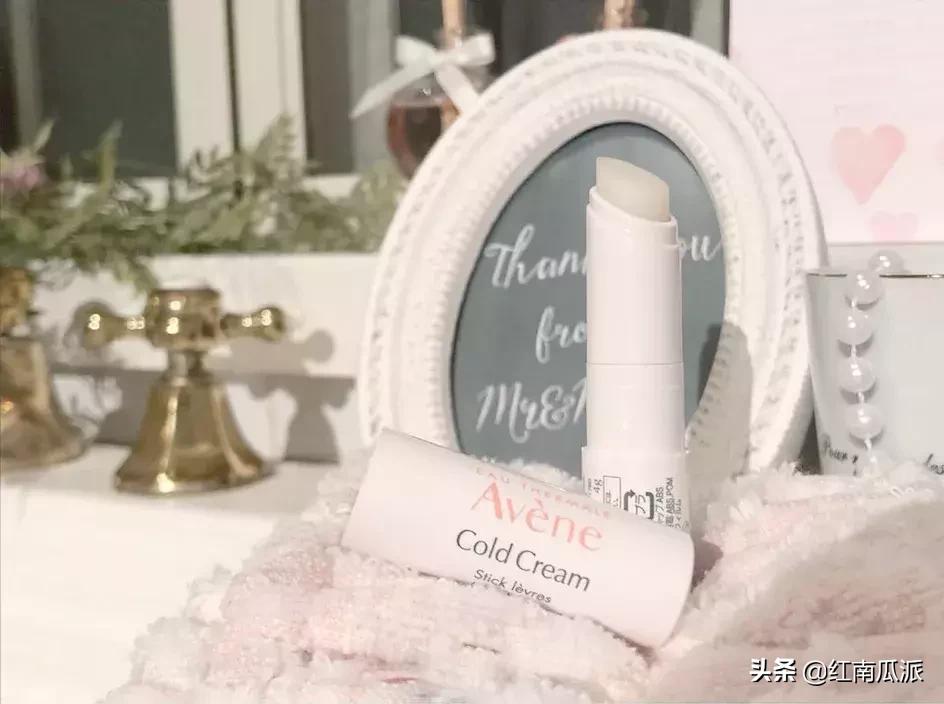 好用的润唇膏可以让嘴唇变好看,什么唇膏让嘴巴变嫩