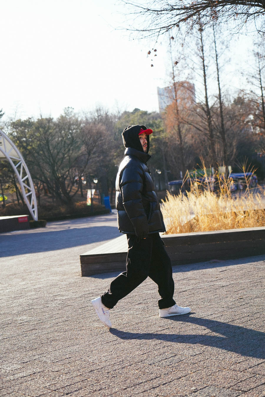 羽绒服选购及穿搭技巧分享,怎么选羽绒服才穿得好看