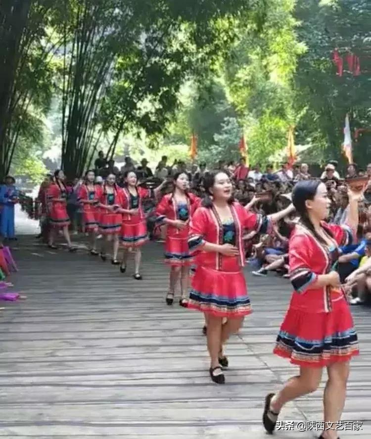 作家专栏：李爱霞散文《三峡人家》