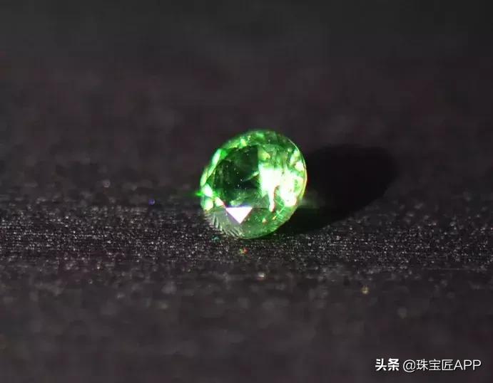 比黄金贵三倍的元素,比黄金贵3倍的金属