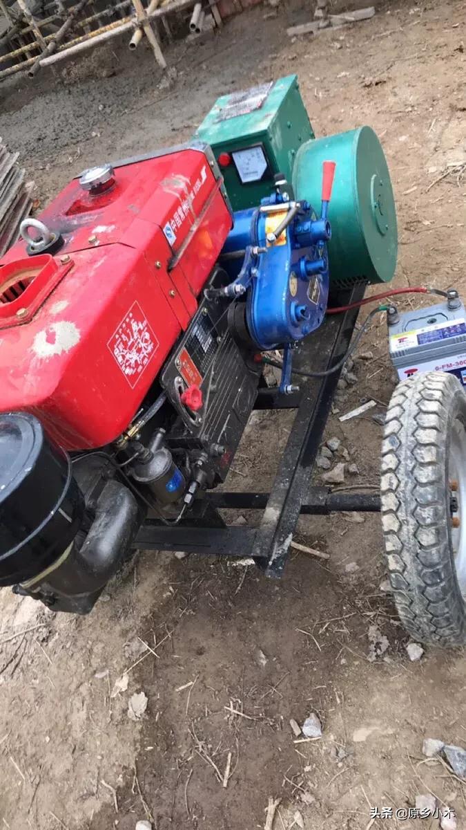 手扶拖拉机免摇启动最简单的方法,农村小伙自制的拖拉机