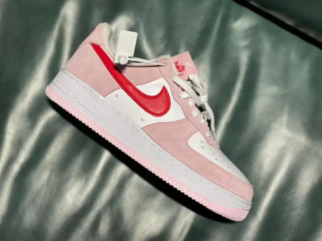 af1情人节为啥是权志龙同款,权志龙nikeaf1联名小雏菊多少钱