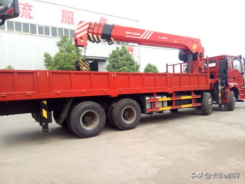 普通人如何年入百万赵铭铭开卡车年收入百万的“偏门生意”经