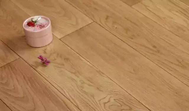 拿板材去检测要多少钱,实木地板看好坏