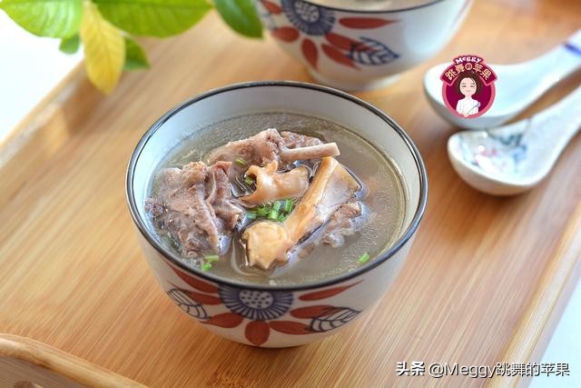夏天多喝这碗汤清热去火汤汁鲜,夏天要多喝这道汤几分钟一大锅
