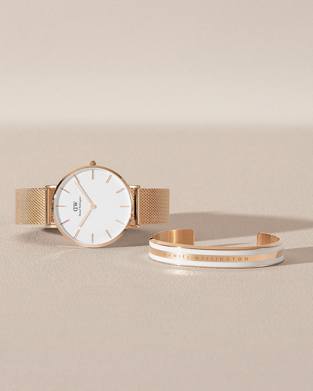 一个讲究细节的女生,一个女人穿搭多简单