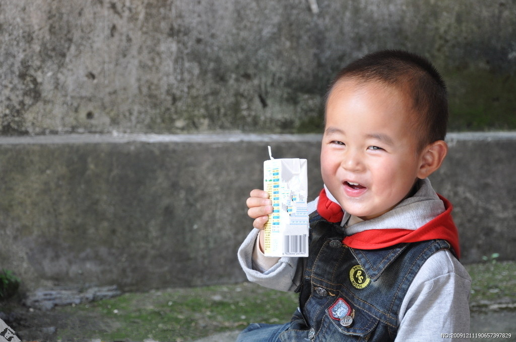 世卫组织宝宝发育标准,一岁以后宝宝牛奶选择