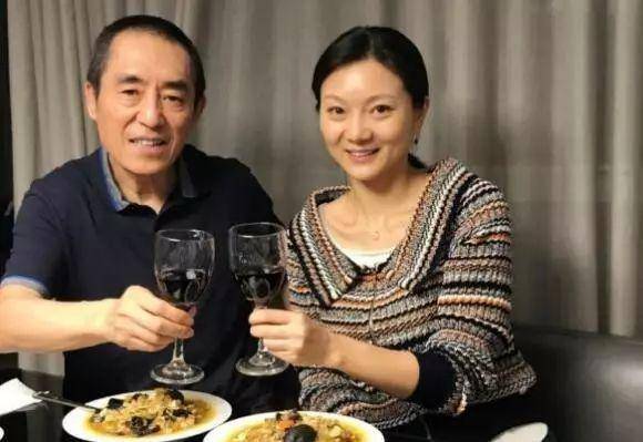 张艺谋巩俐陈婷对比,狠心抛弃原配