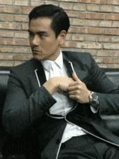 搞笑gif开心一刻,搞笑gif段子妹子你太皮了