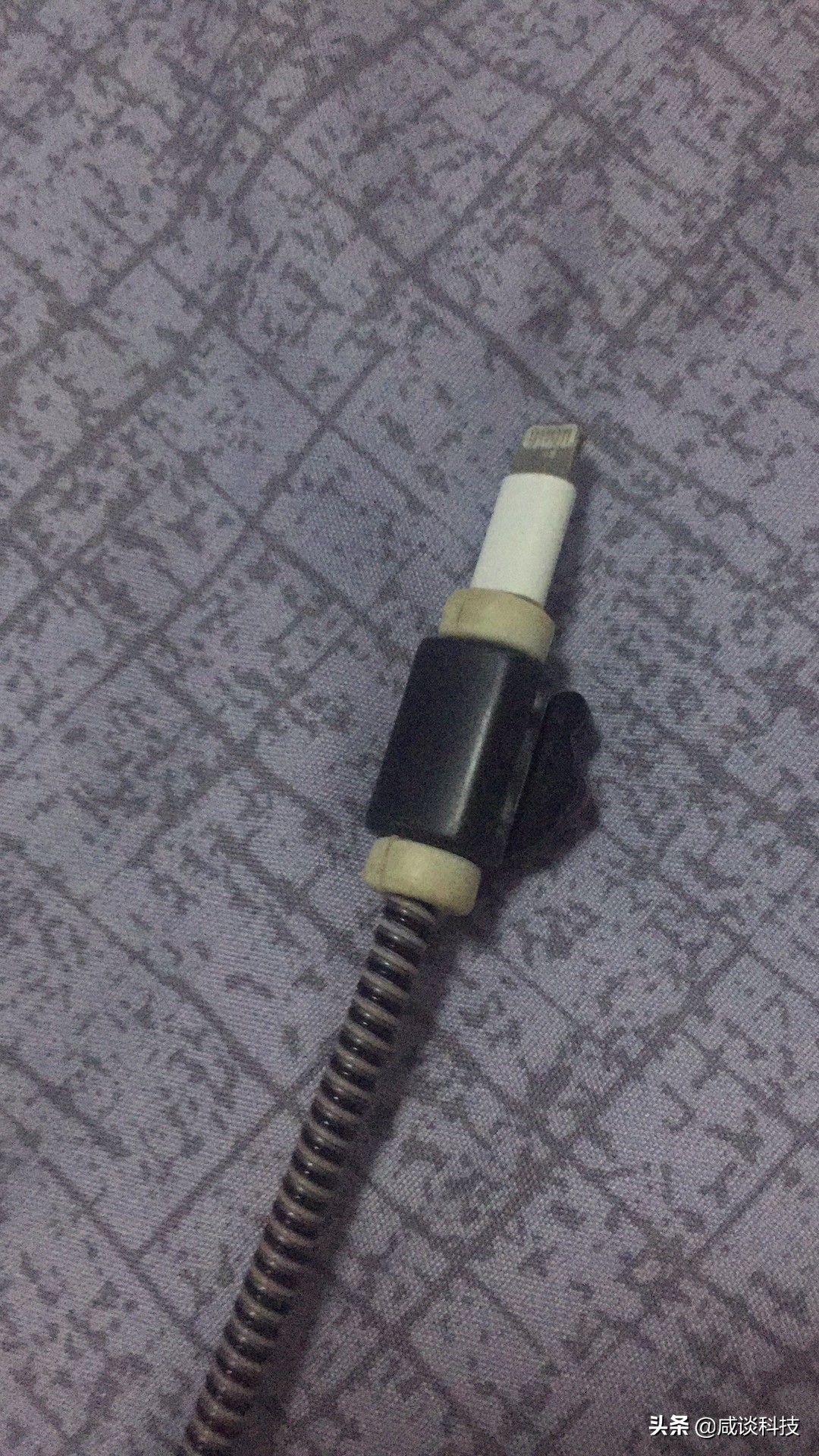 数据线最好的修复方法,数据线头破了怎么修复