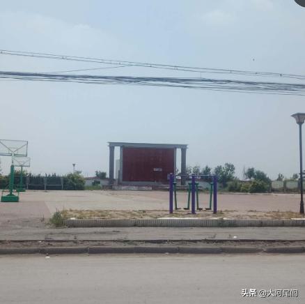 灞变笢涓滆惀骞块ザ鐩愬満,涓滆惀骞块ザ鐩愬満