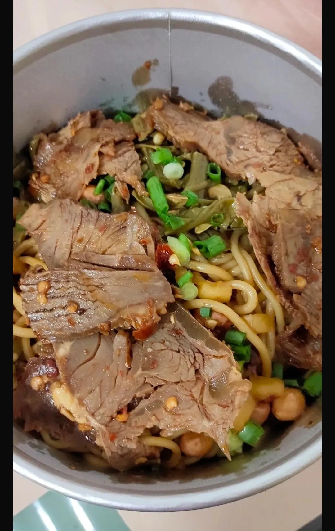 纯外卖快餐挣钱吗,做纯外卖店真的赚钱吗视频